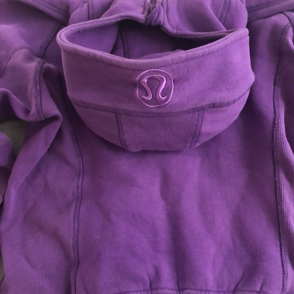 lululemon (8) vintage scuba purple color